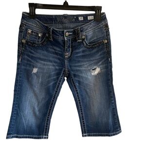Miss me denim Bermuda shorts size 25 flap pocket GUC